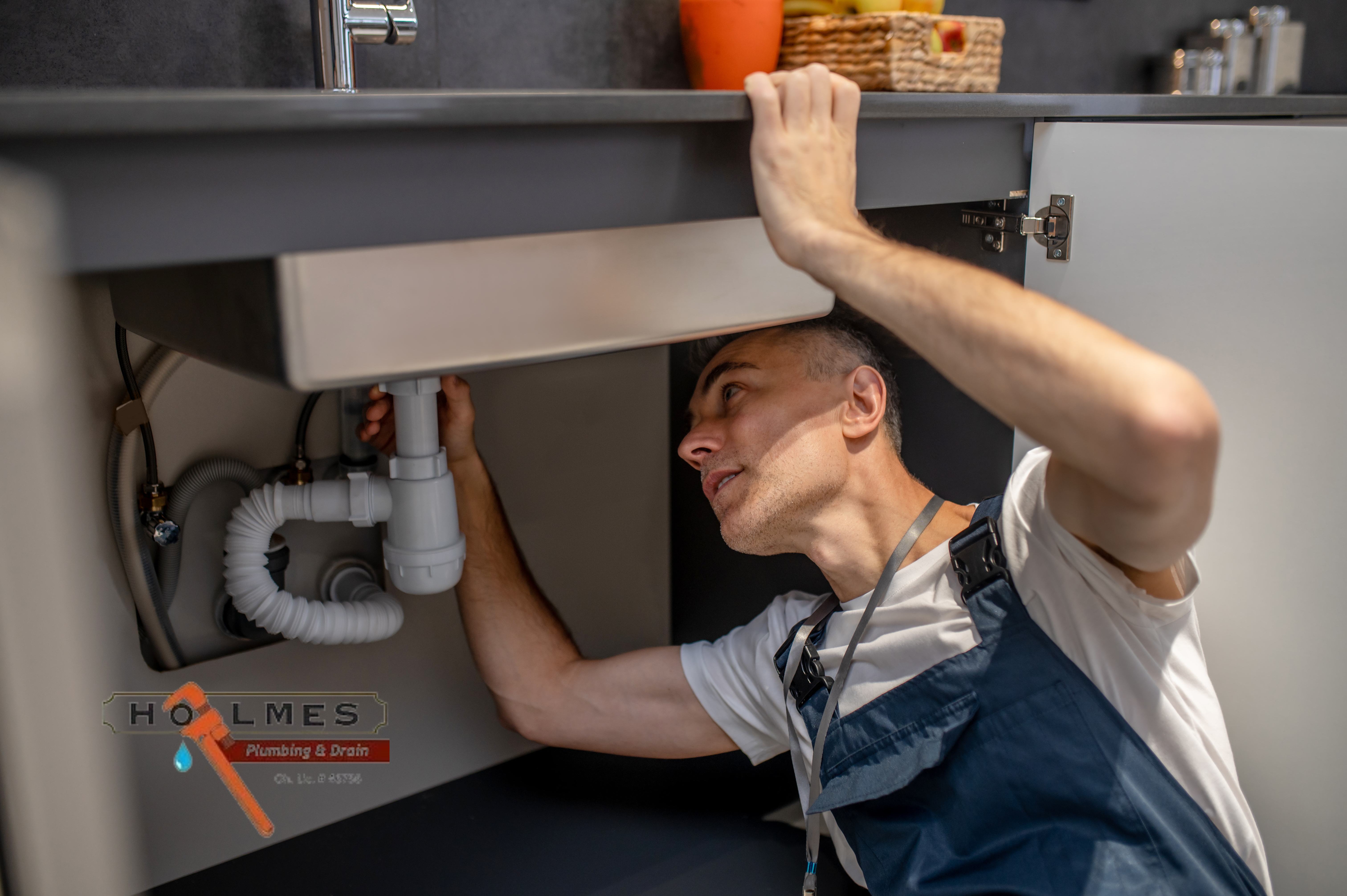 How Olmsted Plumbing Detects and Fixes Hidden Leaks